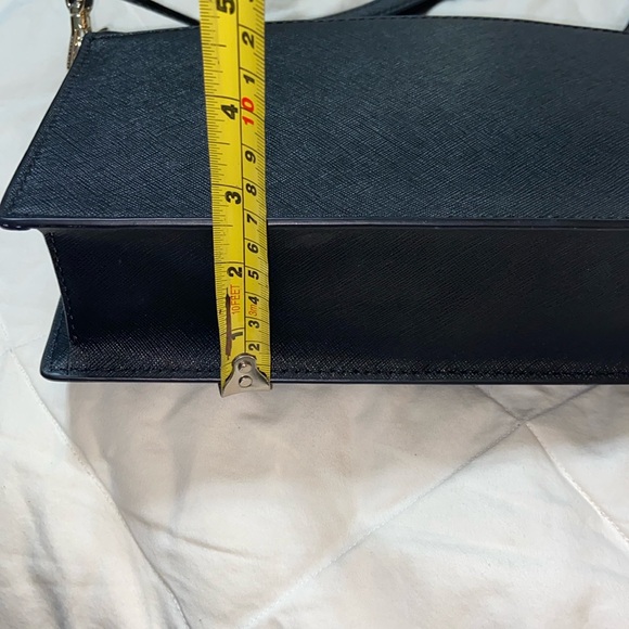 Like new Kate Spade Cameron Convertible Crossbody - Picture 14 of 16